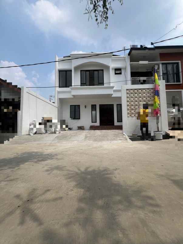 dijual rumah jl raya jatibening bekasi