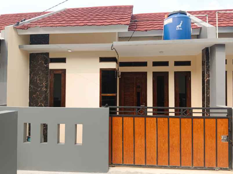 dijual rumah jl raya tugu macan citayam