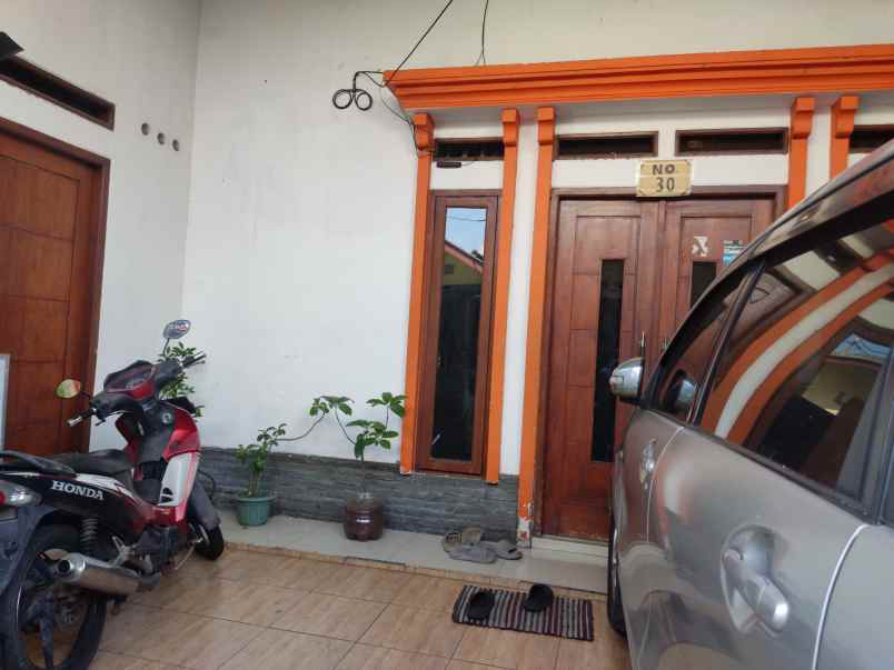dijual rumah jl serdang baru