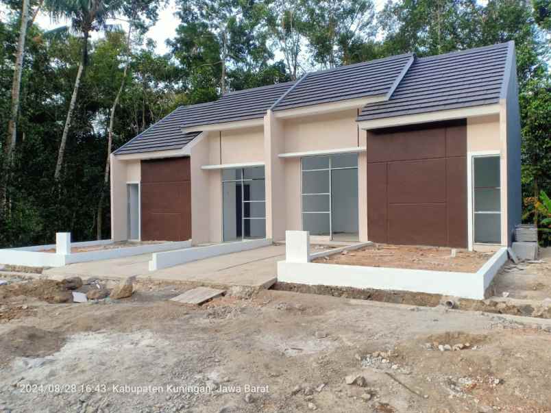 dijual rumah jl simpang bandorasa kulon