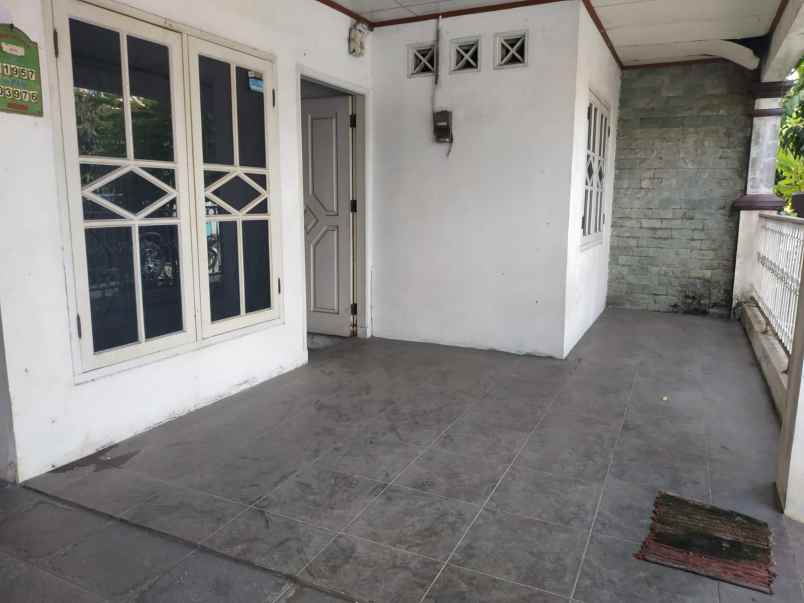 dijual rumah jl taman narogong