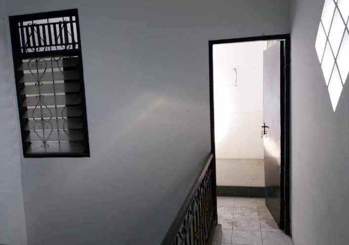 dijual rumah jl taman narogong