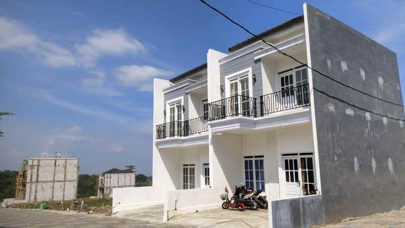 dijual rumah jl tegal rejo rt 01 rw 07