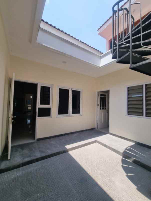 dijual rumah jln cancer