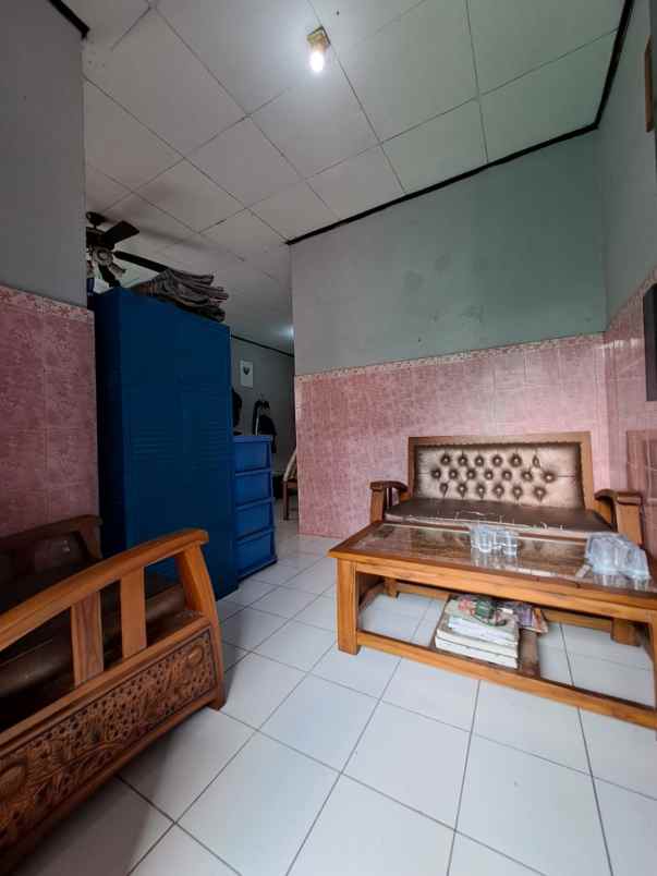 dijual rumah jln raya sukmajaya depok