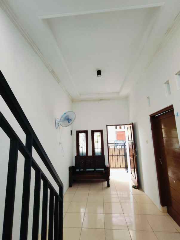 dijual rumah kalimalang