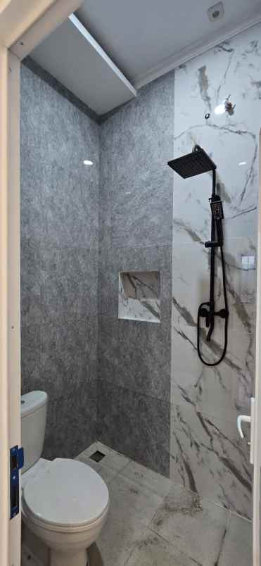 dijual rumah kavling ui beji depok