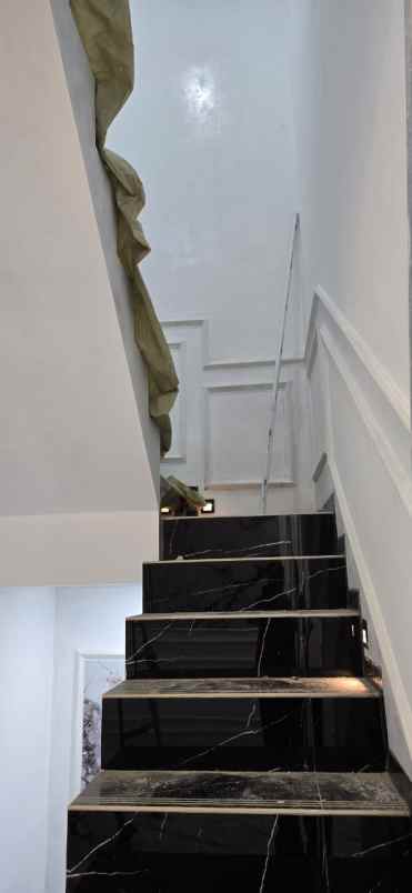 dijual rumah kavling ui beji depok