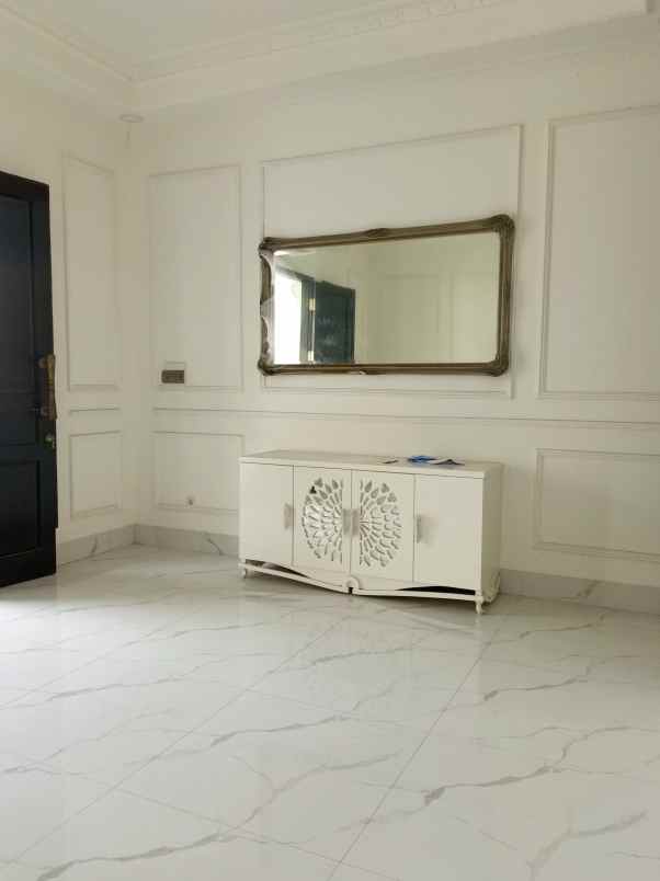 dijual rumah kebon jeruk jakbar