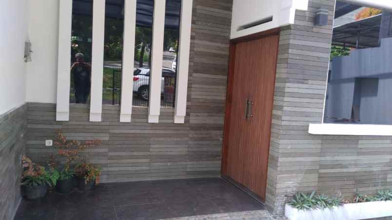 dijual rumah kec cimahi utara