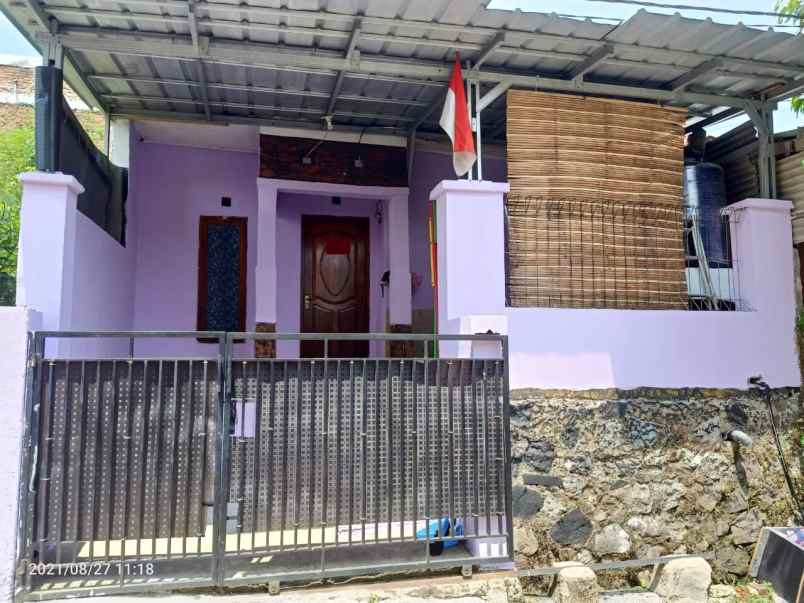 dijual rumah kec padalarang