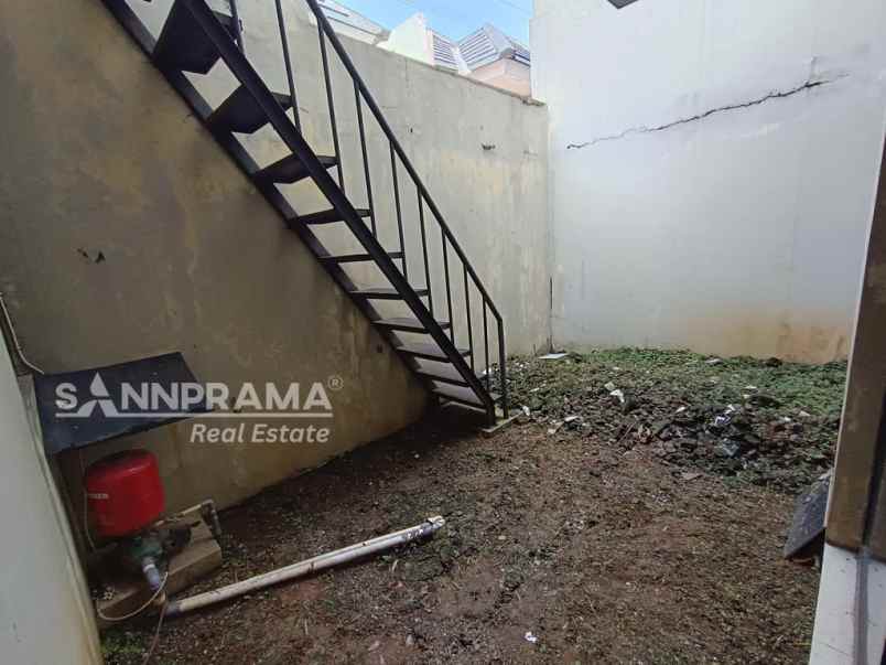 dijual rumah kedaung