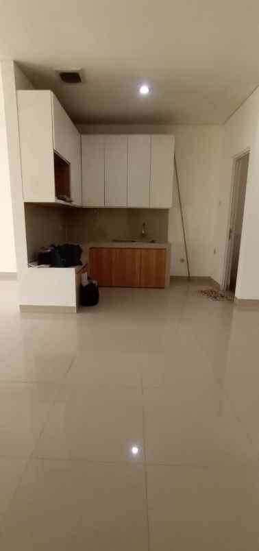 dijual rumah kelapa gading