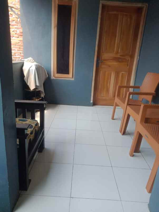 dijual rumah kelurahan cipageran