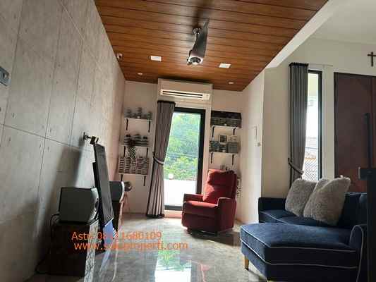 dijual rumah kemang raya