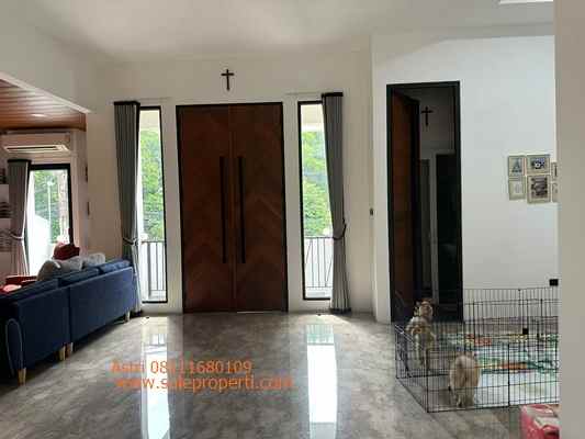 dijual rumah kemang raya