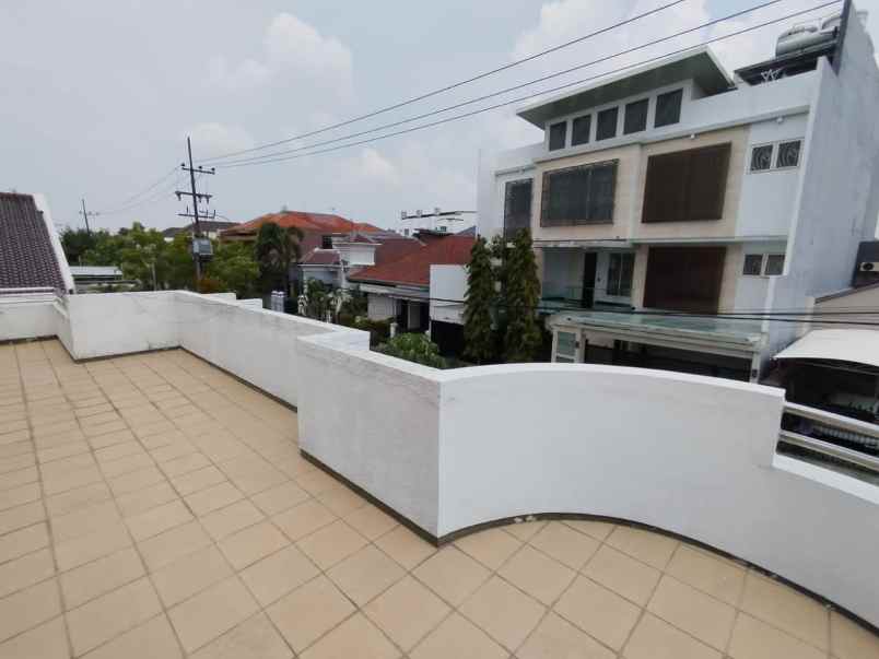 dijual rumah kertajaya indah timur