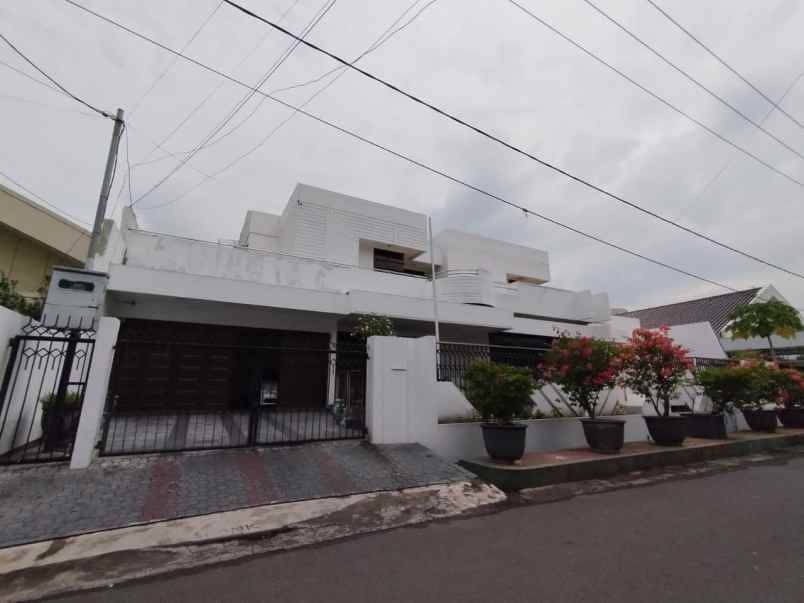 dijual rumah kertajaya indah timur