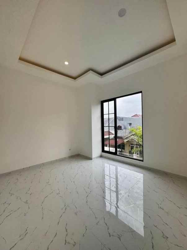 dijual rumah klampis semolo perumahan