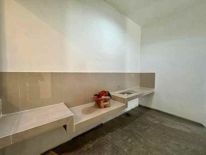 dijual rumah klampis semolo perumahan