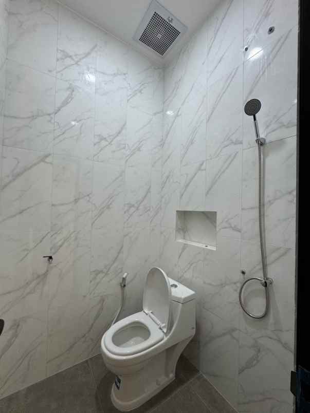 dijual rumah klangkapan ii margoluwih