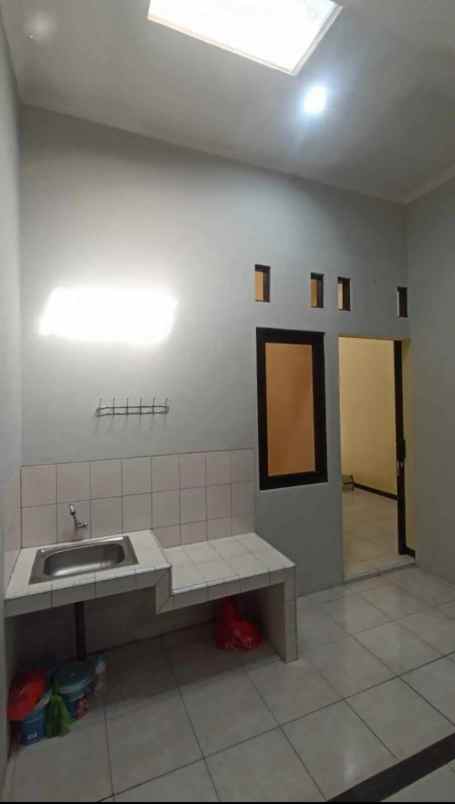 dijual rumah klipang