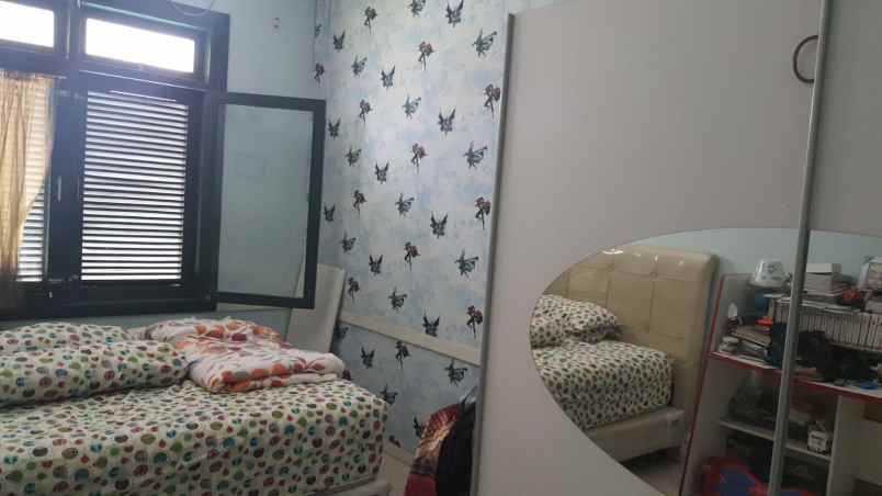 dijual rumah komplek arcamanik endah