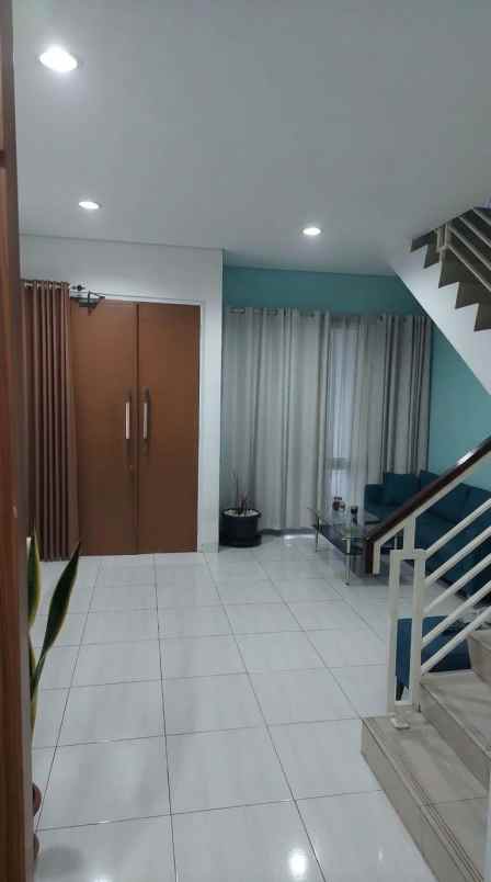 dijual rumah komplek bappenas kedaung