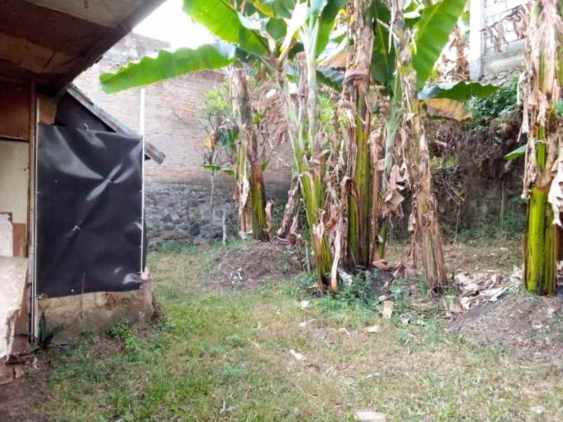 dijual rumah komplek cipageran