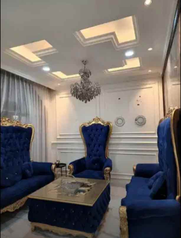 dijual rumah komplek elite pelangi