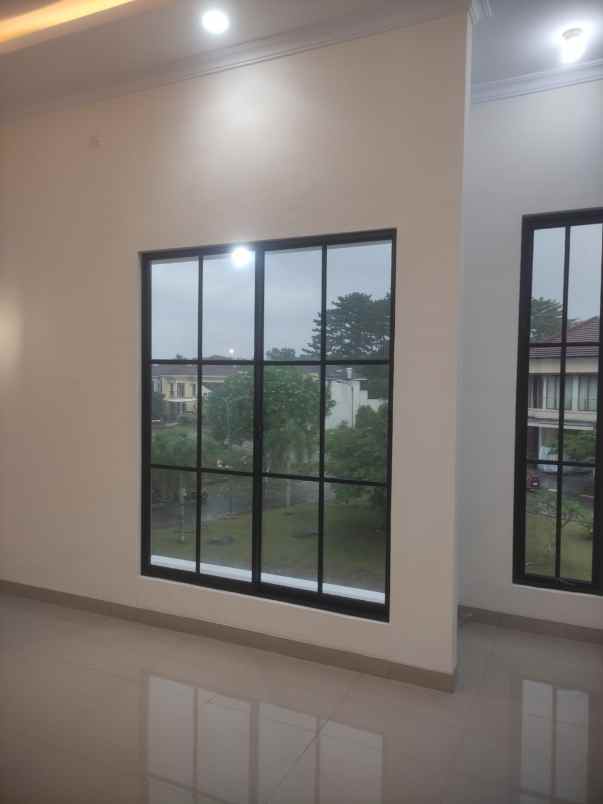 dijual rumah komplek pemda jl cemara gading