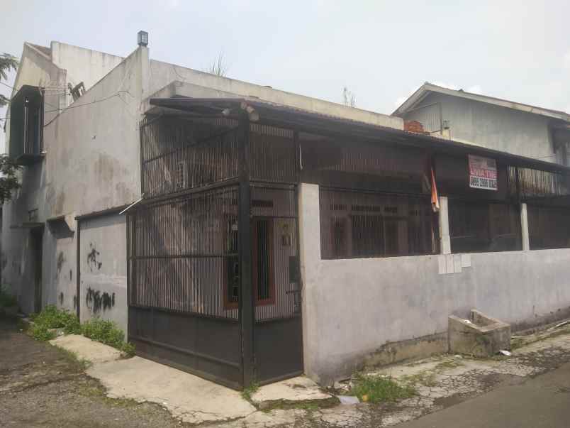 dijual rumah komplek sukamenak indah