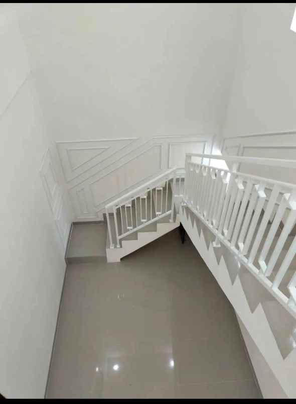 dijual rumah kota harapan indah bekasi