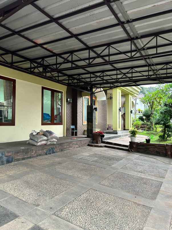 dijual rumah kotawisata gunun putri