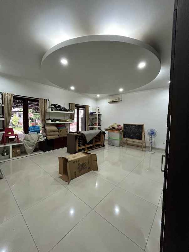 dijual rumah kotawisata gunun putri