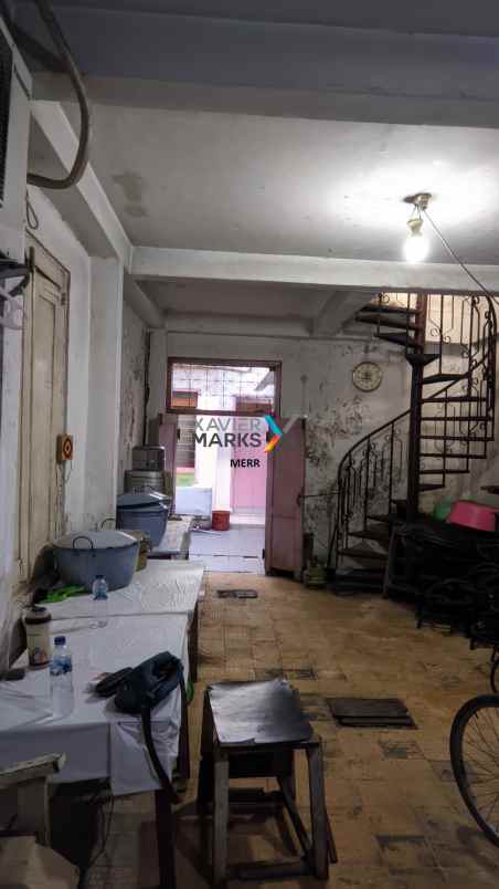 dijual rumah krembangan barat