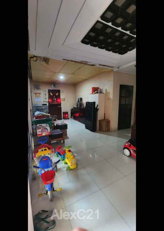 dijual rumah krukut