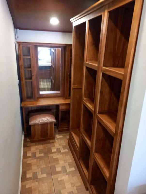 dijual rumah kuta selatan