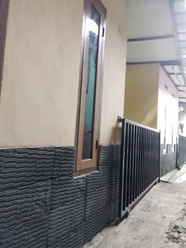 dijual rumah lagi b u di cibinong