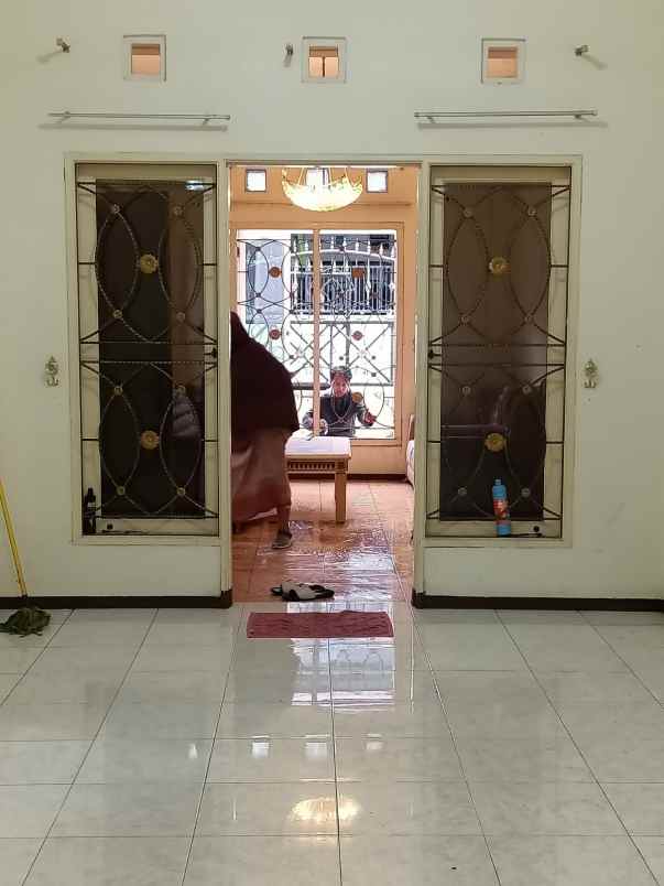dijual rumah lebak