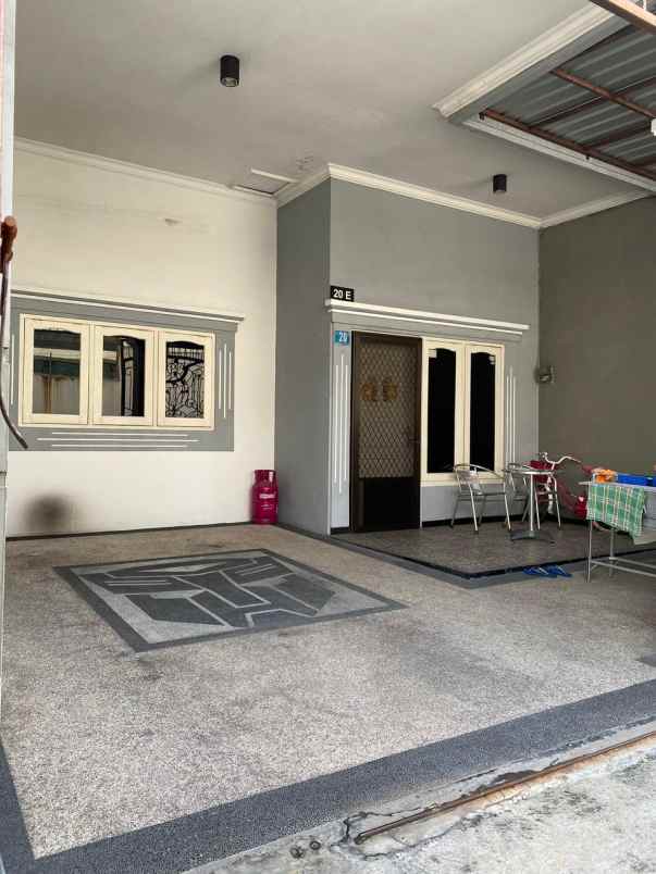 dijual rumah lebak jaya utara 3