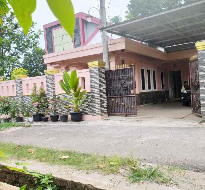 dijual rumah lingkungan prapatan curug