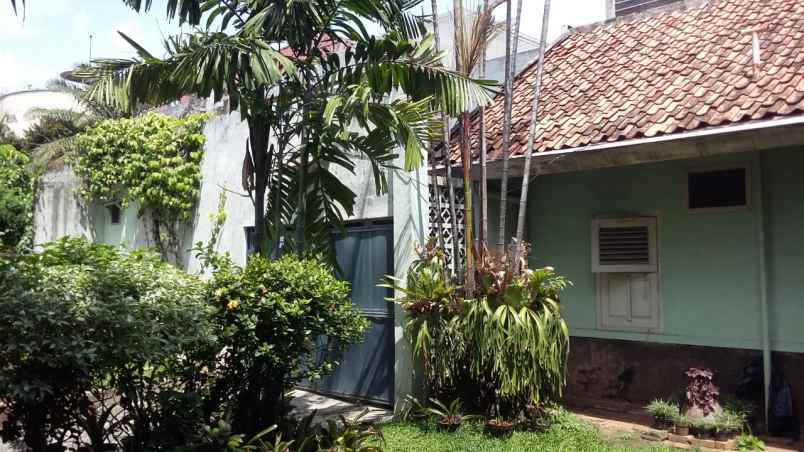 dijual rumah lokasi strategis akses