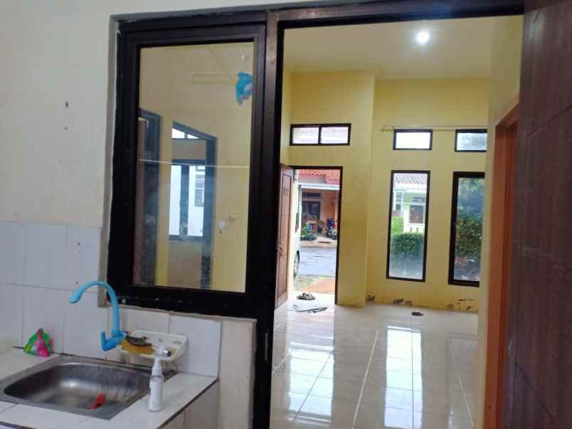 dijual rumah lokasi strategis didalam