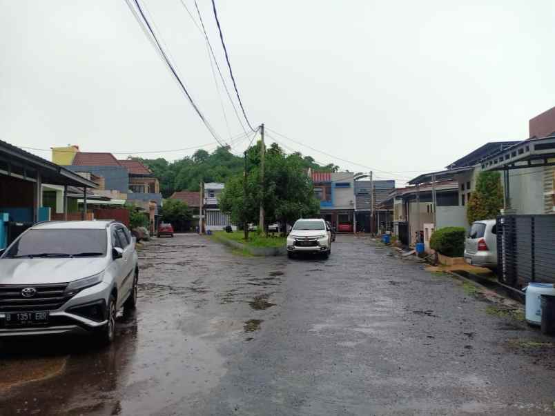 dijual rumah lokasi strategis didalam