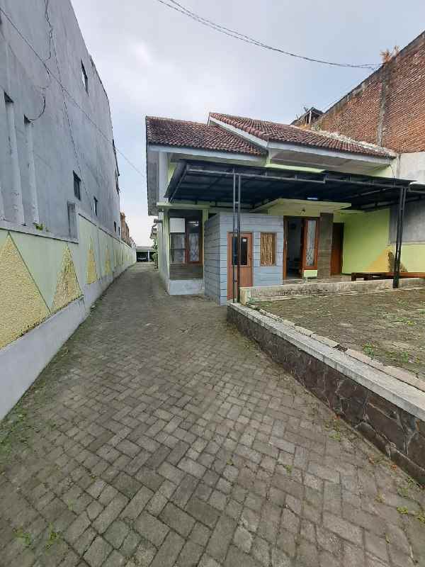 dijual rumah lowokwaru