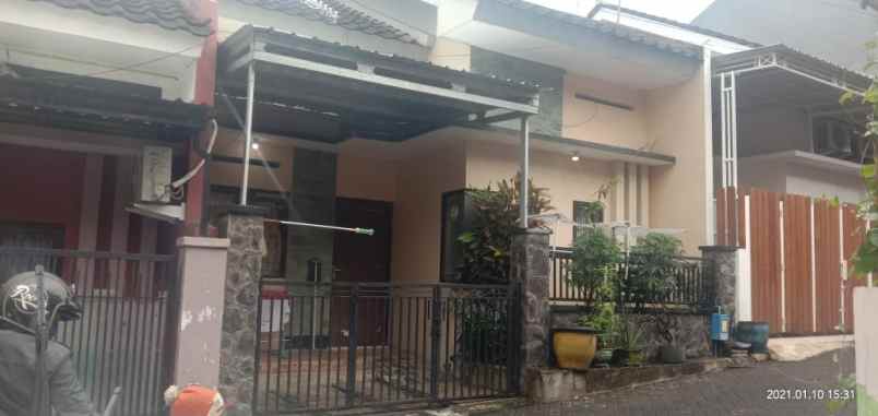 dijual rumah lowokwaru