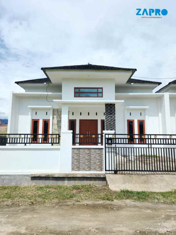 dijual rumah lubuk minturun kota padang