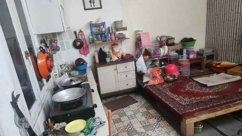 dijual rumah mainroad cisaranten