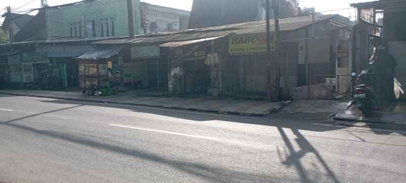 dijual rumah mainroad turangga bandung